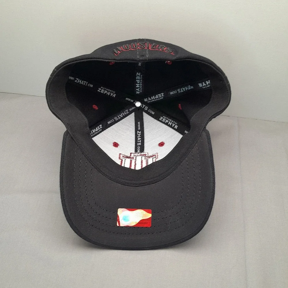 Zephyr Indiana University Hoosiers IU Hat Mens M/L Stretch Fit Charcoal Grey Cap